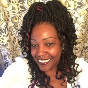 Meet your Posher, Rose